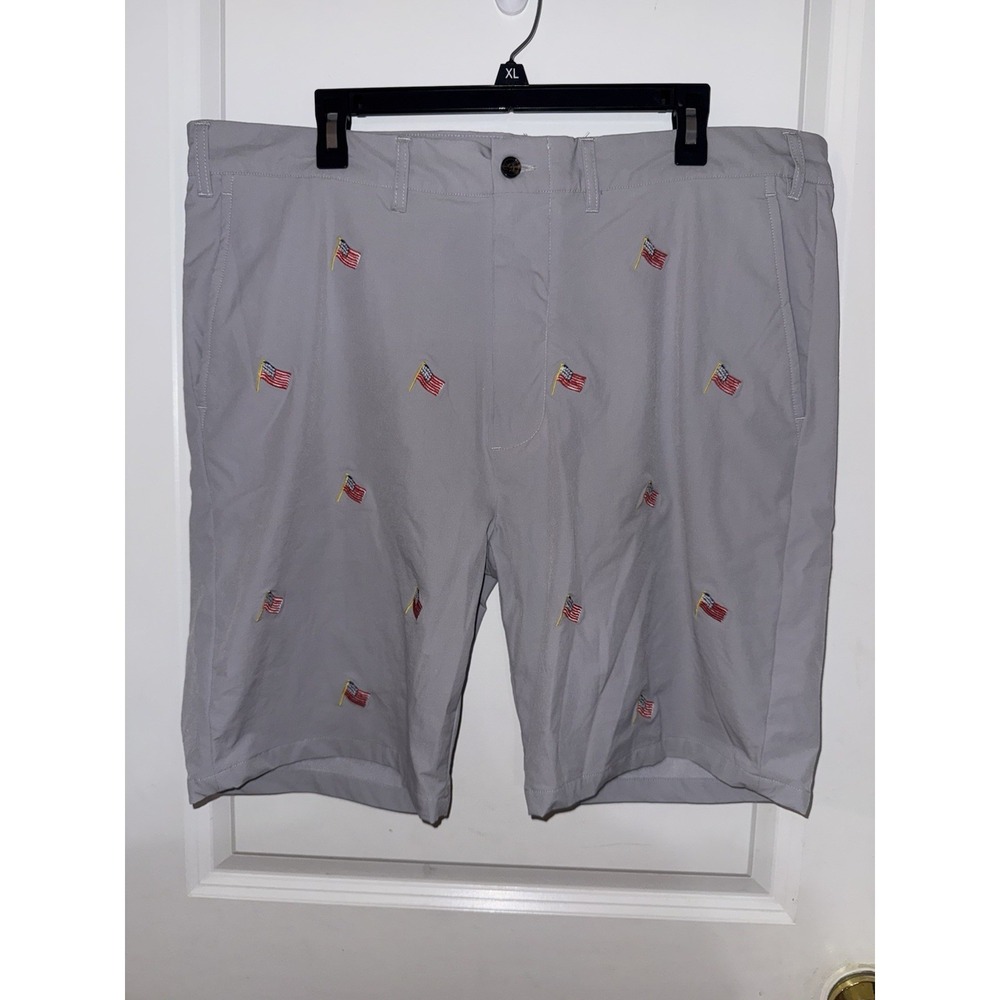 Men's Castaway Nantucket Shorts Size 40 Embroidered American Flags Gray Golf
